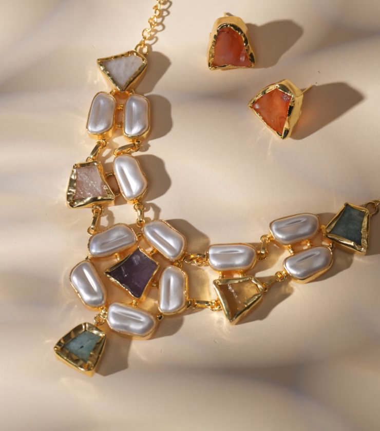 Mosaic Pearl Necklace